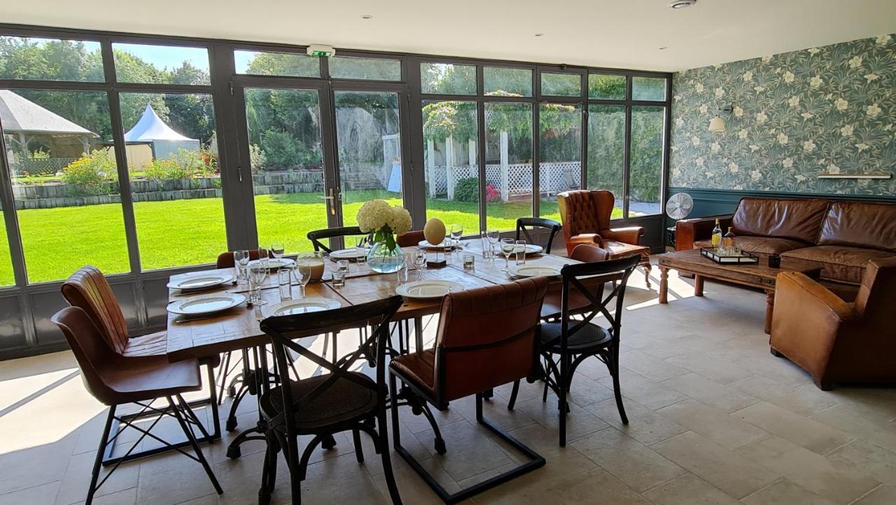 Le Manoir Des Marronniers Hotell Sully  Exteriör bild